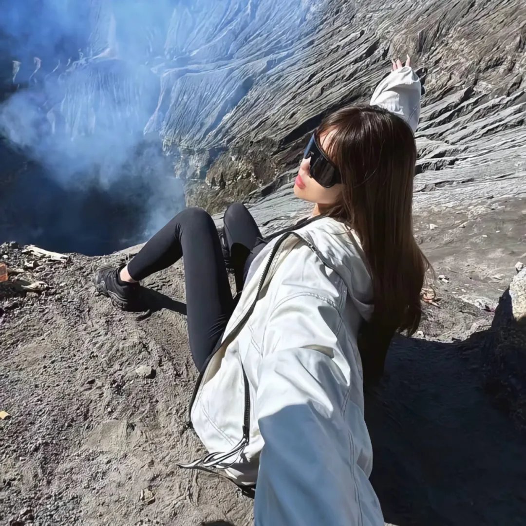 女儿被害后！县令夫人杀疯了